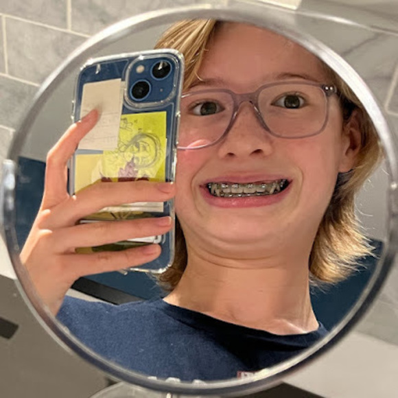 Meet your Posher, Maia - Picture 1 of 1